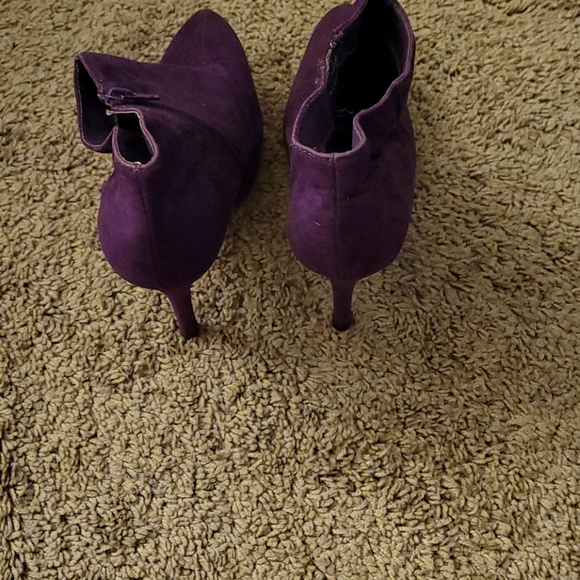 Boots - Picture 2 of 3